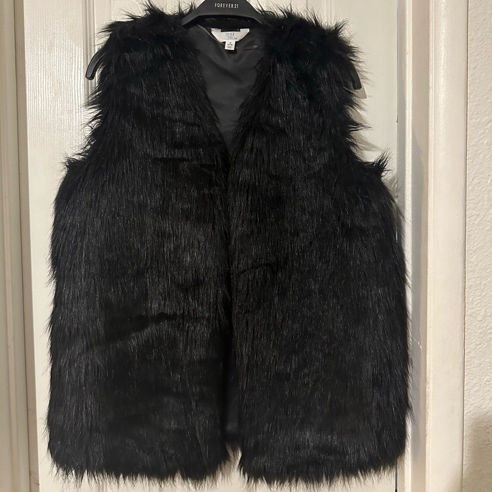 Fur vest